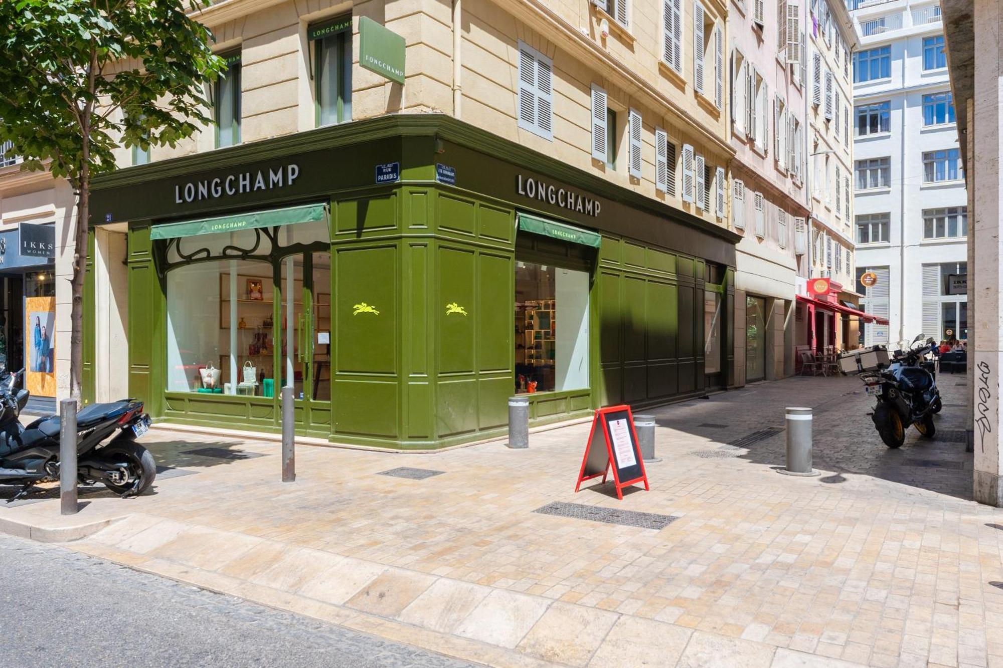 Avec Baignoire Balneo A 4min A Pied Du Vieux-port Apartment Marseilles